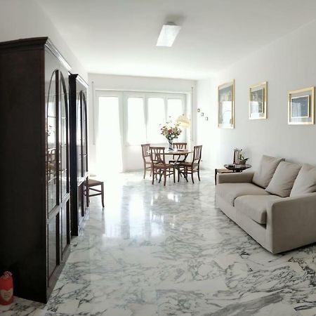 La Casetta Di Nonna Anna - 120 Mq Bright Apartment In Rome Downtown מראה חיצוני תמונה