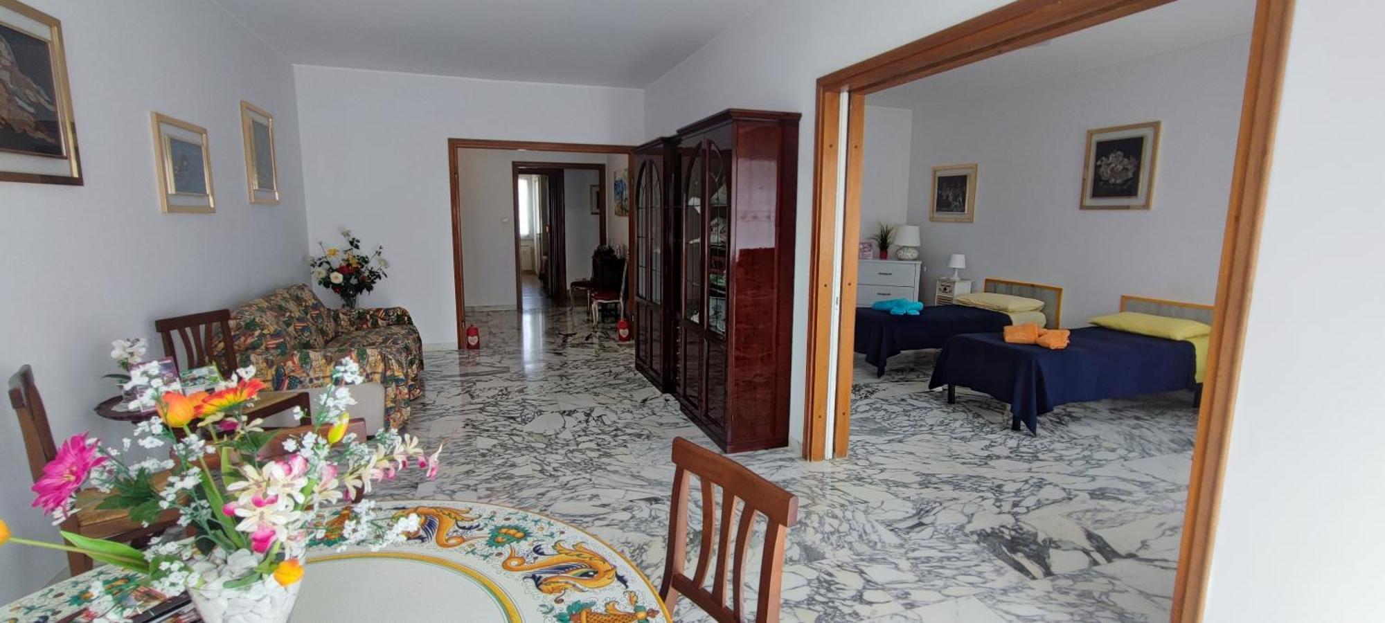 La Casetta Di Nonna Anna - 120 Mq Bright Apartment In Rome Downtown מראה חיצוני תמונה