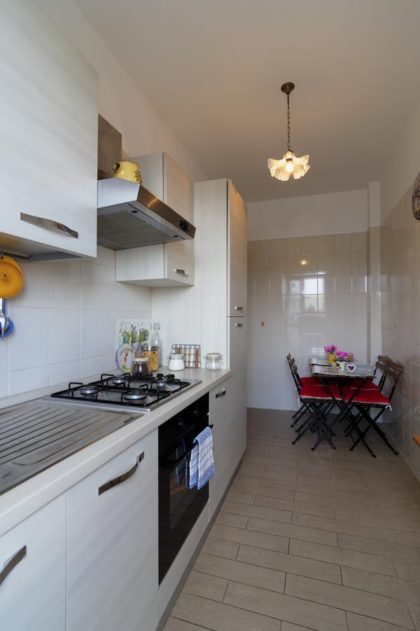 La Casetta Di Nonna Anna - 120 Mq Bright Apartment In Rome Downtown מראה חיצוני תמונה